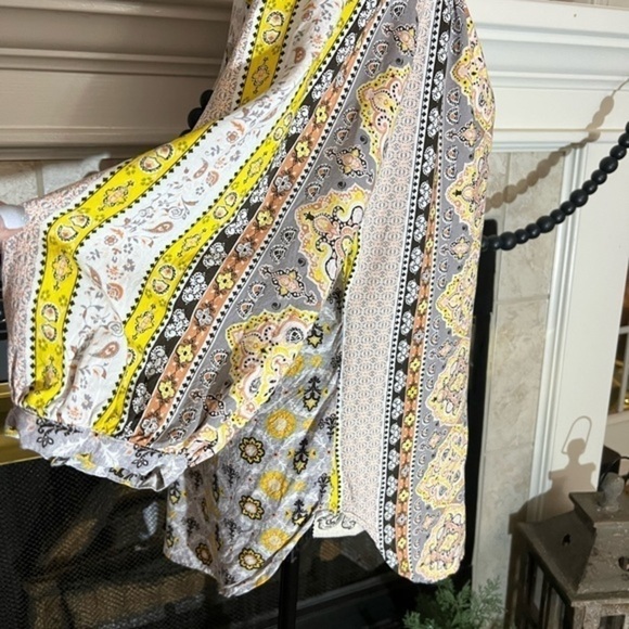 Fig And Flower for Anthropologie Multi Pattern Flowy Top - Picture 5 of 12